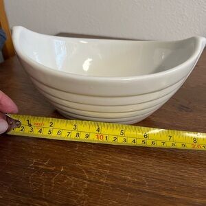 ND Exclusive Off-White Antiqued Oliva/Olives Bowl – Vintage Kitchen Serveware